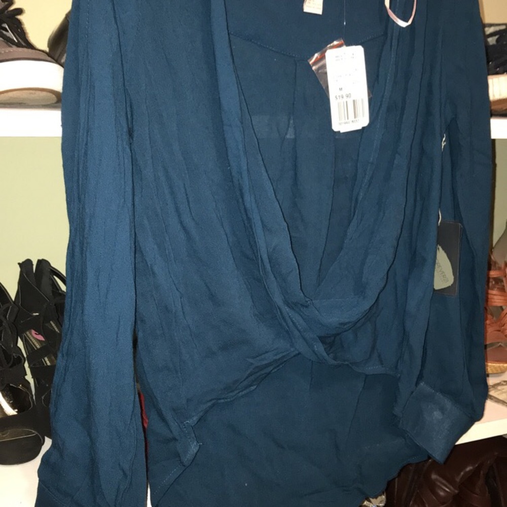 Long/open sleeve top
